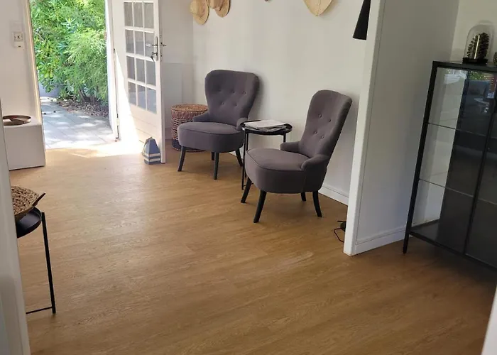 別荘 Agreable Avec Piscine, 12 Personnes